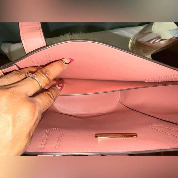 Michael Kors Large Pink Tote Bag - Picture 8 of 11